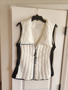 Calvin Klein White & Black Quilted Puffer Vest